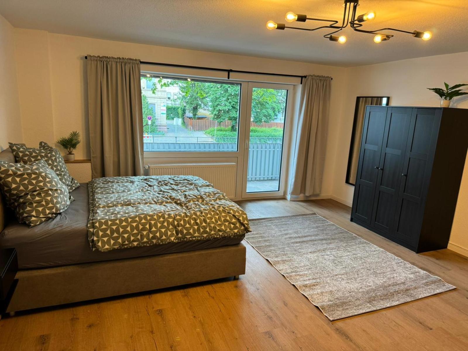 Studio Zimmer In Innenstadt Карлсруэ Экстерьер фото